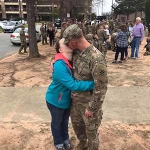 Meet your Posher, Kathan